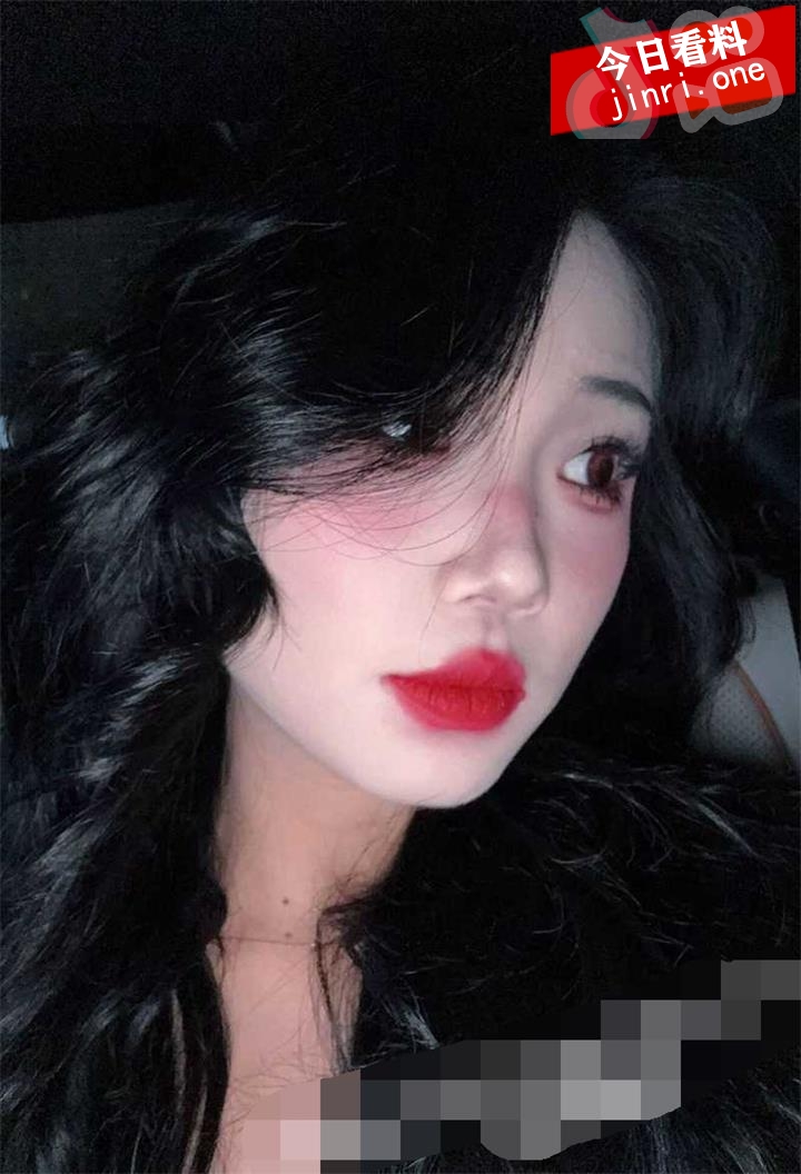 刘飞羽 3.jpg