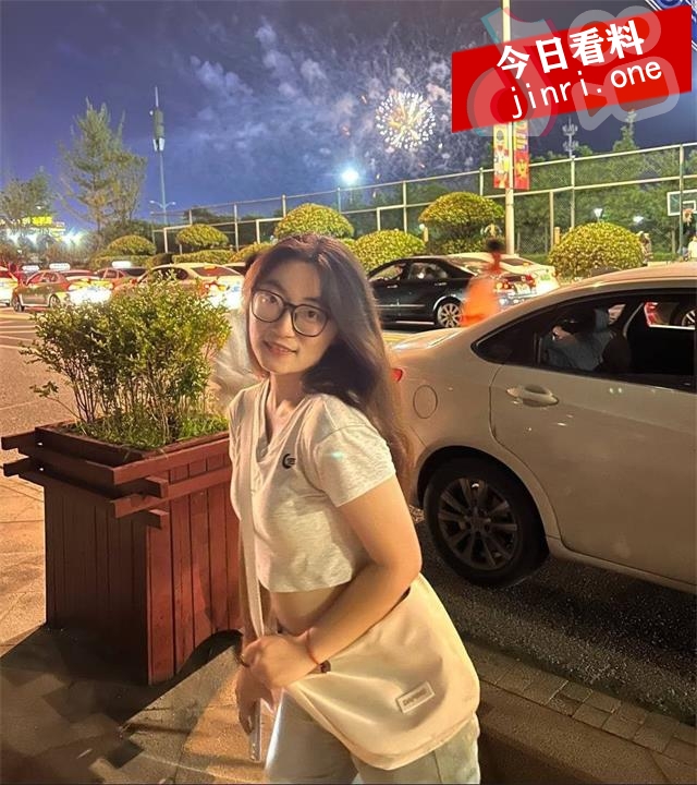 许钰琪 2.jpg