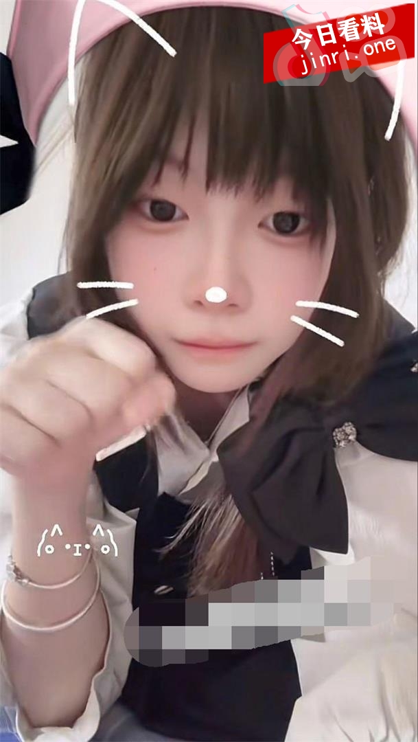 李薇 3.jpg