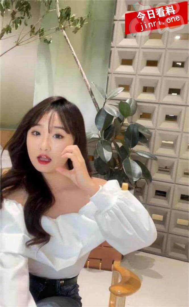王静 5.jpg
