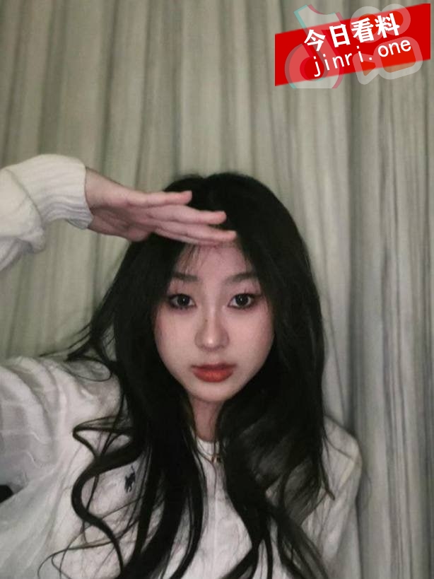 周一诺 2.jpg
