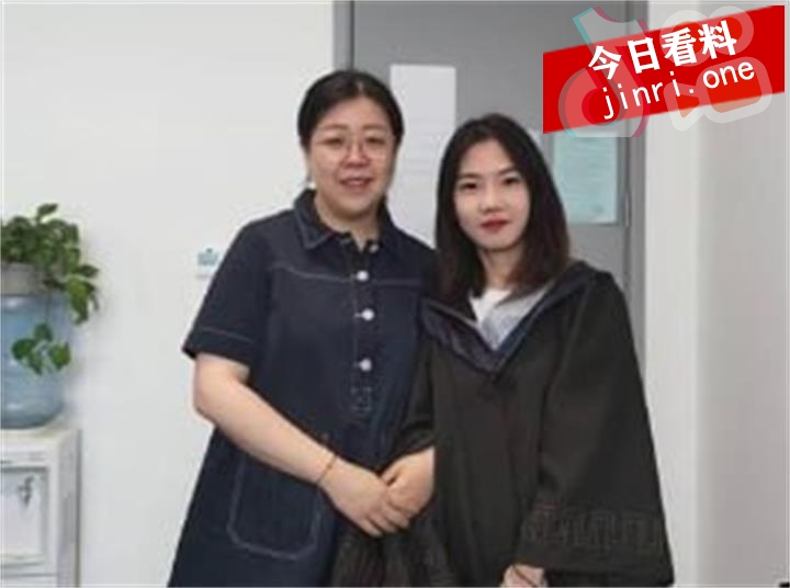 罗霜霜 4.jpg