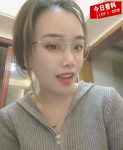 吴馨彤 2.jpg