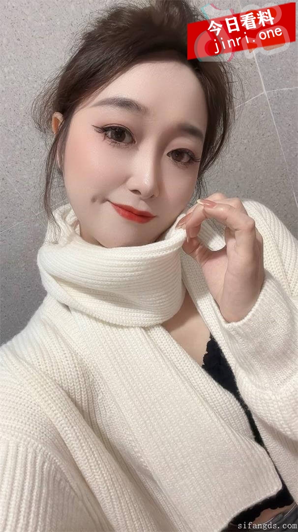 陈佳纯 2.jpg